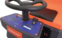 Ride-on Scrubber - NR810